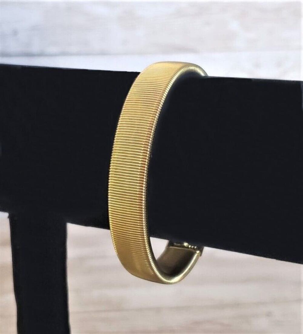 Vintage Stretch Bracelet GG Made in South Korea Gold Tone